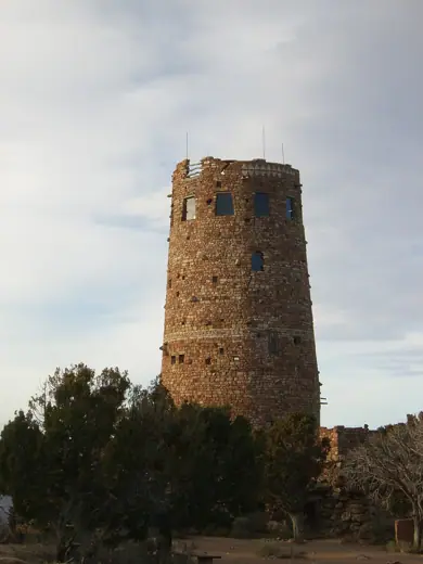 Photo 2: Exterior