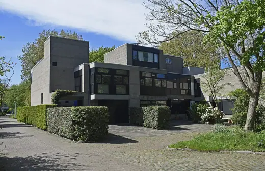 Photo 5: Context · Gebbenlaan 32-34 seen from the east, Delft, South Holland, the Netherlands