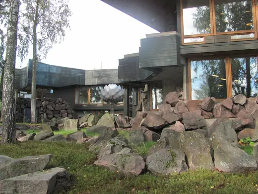 Photo 3: Exterior · This is a photo of a monument in Finland identified by the ID 'Otaniemi campus area' (Q30690496) - RKY: 1360