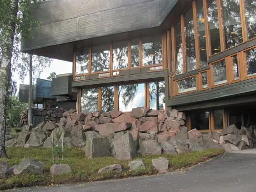 Photo 4: Exterior · This is a photo of a monument in Finland identified by the ID 'Otaniemi campus area' (Q30690496) - RKY: 1360