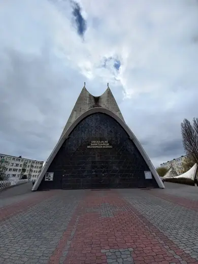 Photo 3: Exterior · Kościół Miłosierdzia Bożego w Kaliszu