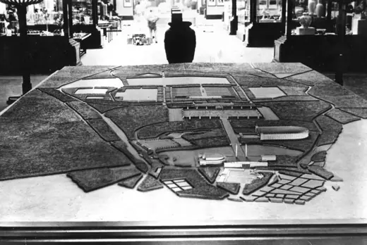 Photo 7: Model