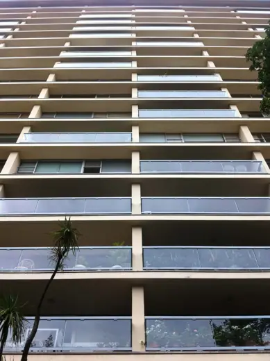 Photo 2: Exterior · Northern face of Robin Boyds Domain Park Flats
