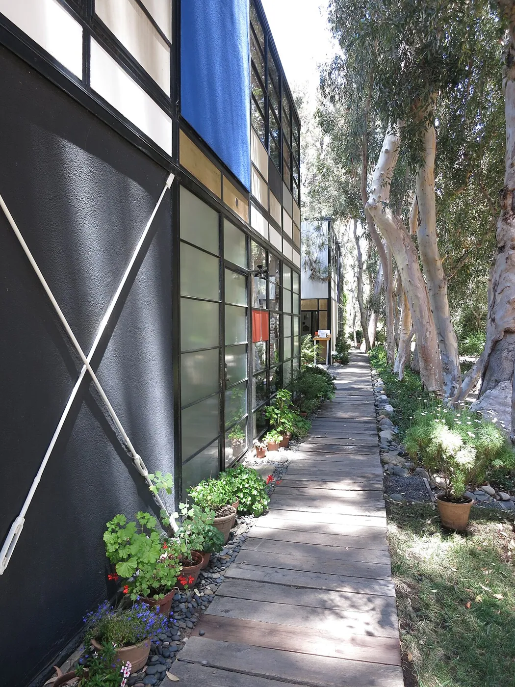 Eames House: Detail