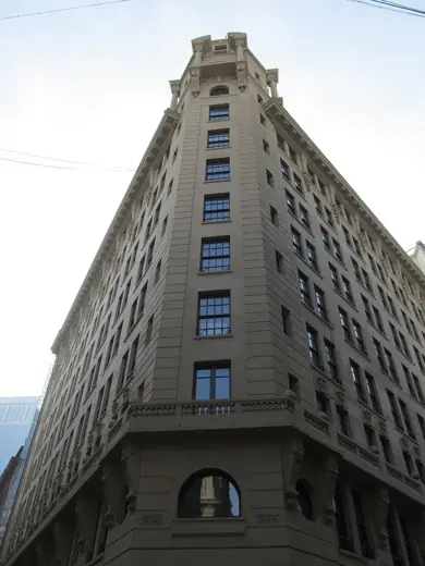 Photo 2: Exterior