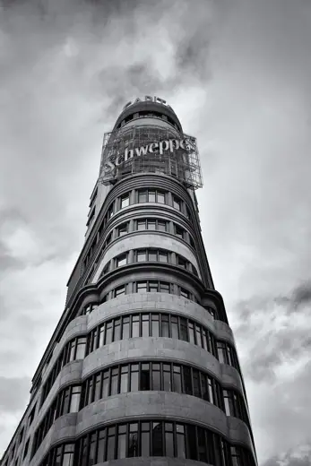 Photo 3: Exterior · Carrion Building, Gran Vía no
