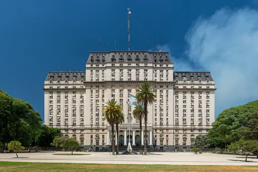 Photo 1: Exterior · Edificio Libertador in Buenos Aires, Argentina