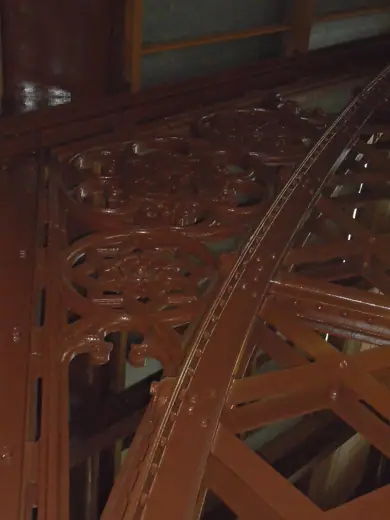 Photo 2: Interior