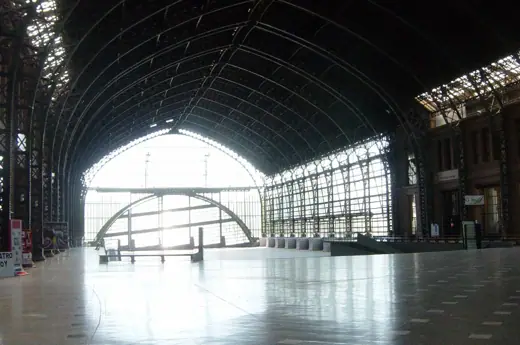 Photo 4: Interior · Interior de la estación Mapocho, Santiago de Chile 