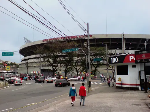 Photo 4: Exterior · frontage photo of the Cícero Pompeu de Toledo stadium, known as Morumbi
