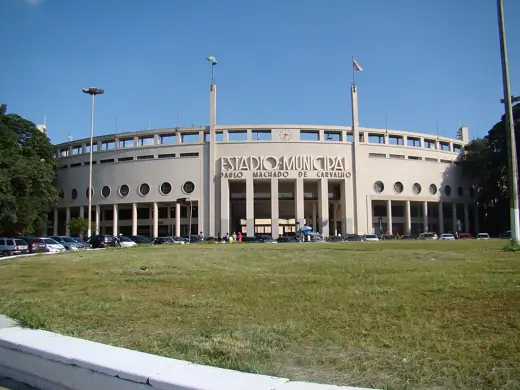 Photo 1: Exterior · Entrada do Estádio do Pacaembu