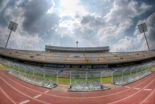 Photo 3: Exterior · Vista del "palomar" del estadio olímpico universitario (hogar de los Pumas de la UNAM)