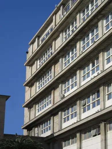 Photo 2: Exterior · Montevideo