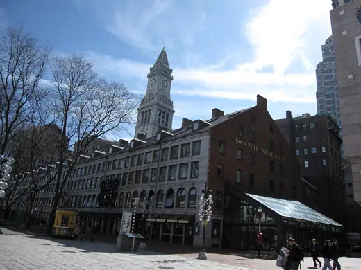 Photo 4: Exterior · Boston, Massachusetts, March 2010