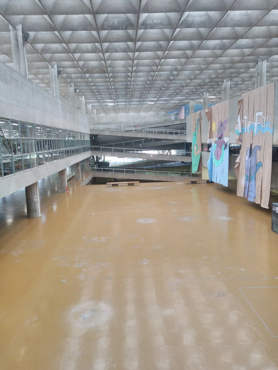 FAU-USP Building: Interior · This is a photo of a monument in Brazil identified by the ID