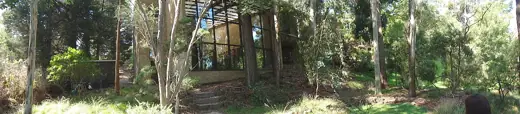 Photo 2: Exterior · Featherston House 2