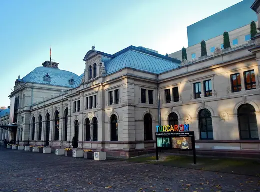 Photo 3: Exterior · Festspielhaus