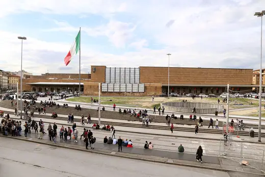Photo 2: Exterior · Santa Maria Novella