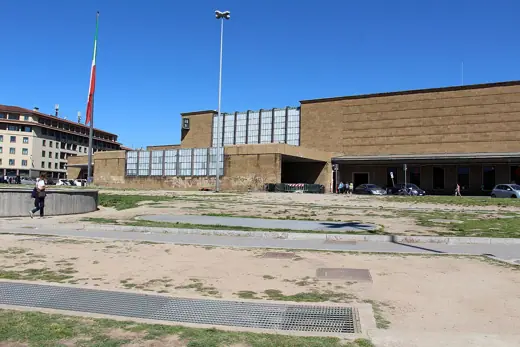 Photo 3: Exterior · Centro Storico - Piazza di Santa Maria Novella Florence Santa Maria Novella railway station
