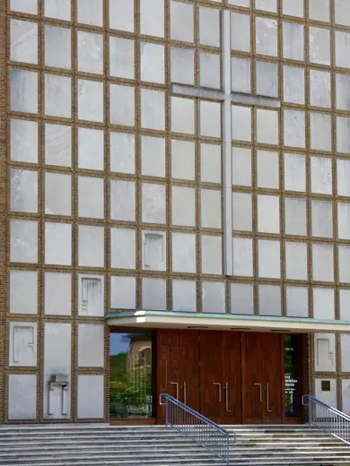 Photo 4: Interior · First Christian Church (Columbus, Indiana) Designed by Eliel Saarinen and located in Columbus, Indiana