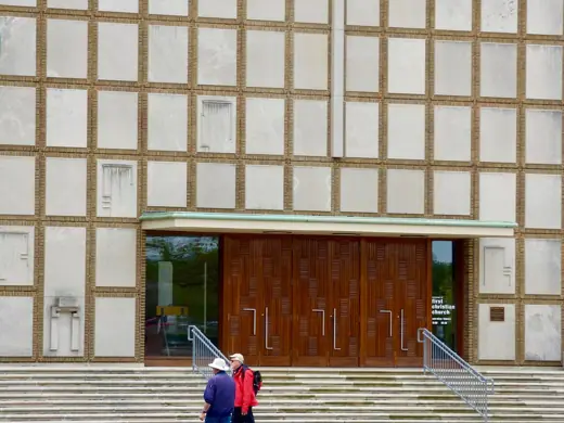 Photo 5: Interior · First Christian Church (Columbus, Indiana) Designed by Eliel Saarinen and located in Columbus, Indiana