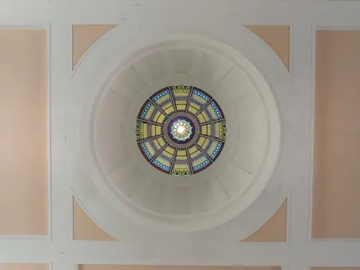 Photo 6: Interior