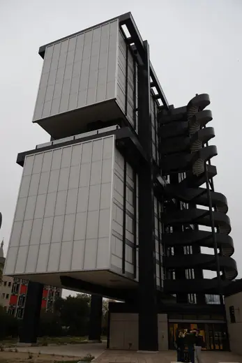 Photo 2: Exterior · Modernist House in Cite universitaire