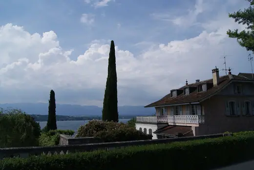 Photo 5: Context · The view from the Fondation Martin Bodmer in Cologny , Geneva, Switzerland