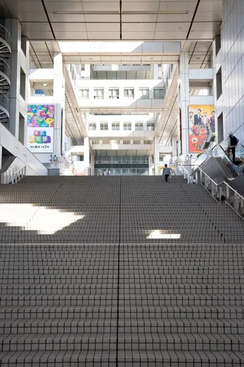 Photo 6: Interior