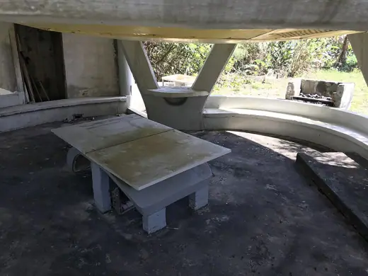 Photo 5: Interior