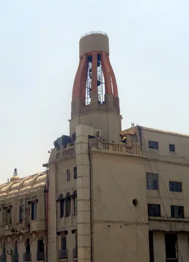 Photo 3: Exterior