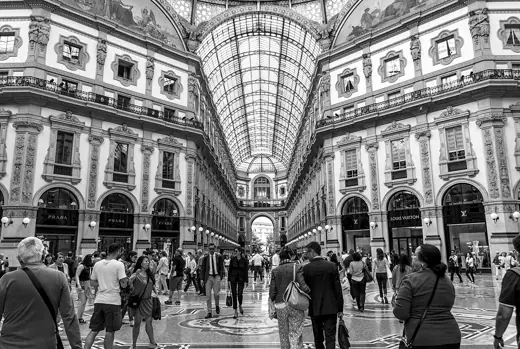 Photo 5: Interior · Interno della Galleria Vittorio Emanuele II a Milano