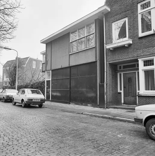 Photo 2: Exterior · voorgevel
