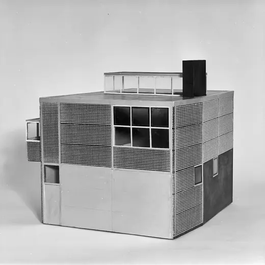 Photo 5: Model · maquette, zij- en achtergevel Collectie Centraal Museum, Utrecht