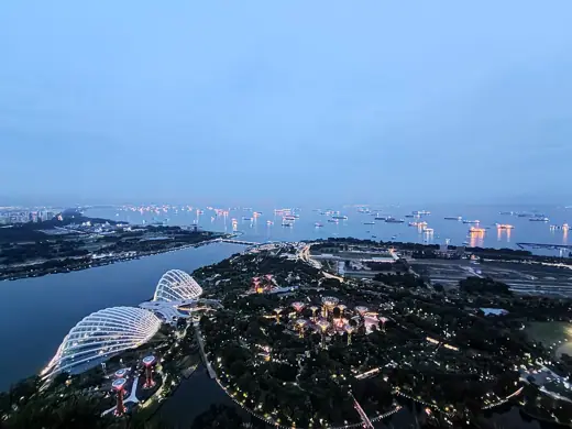 Photo 5: Interior · A top view scenery showcase the beauty of Garden by the Bay and the marine logistics industry