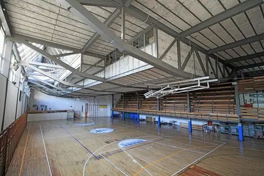 Photo 5: Interior · The gymnasium of Colegio Maravillas (a school) in Madrid ( Spain )