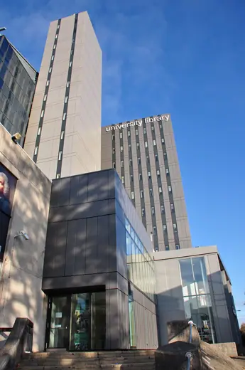 Photo 1: Exterior · Glasgow University Library, Scotland, UK
