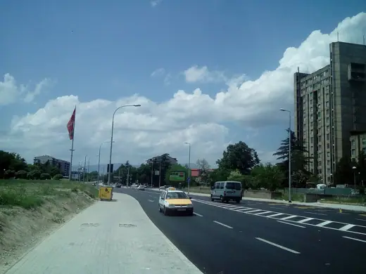 Photo 5: Context · Karposh, Skopje 1000, Macedonia (FYROM)