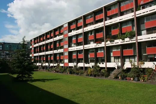 Photo 2: Exterior · Basterfield House, Golden Lane Estate