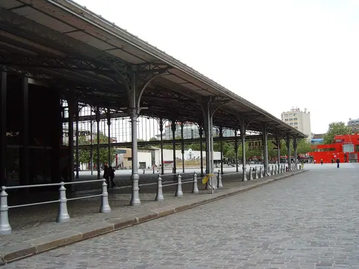 Photo 2: Exterior · Grande halle de La Villette in Paris