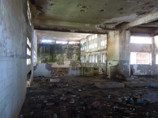 Photo 5: Interior · Current situation of the Grande Hotel, original kitchen on ground floor of block D