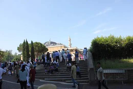 Photo 3: Exterior · Mosque of Rome in Italy