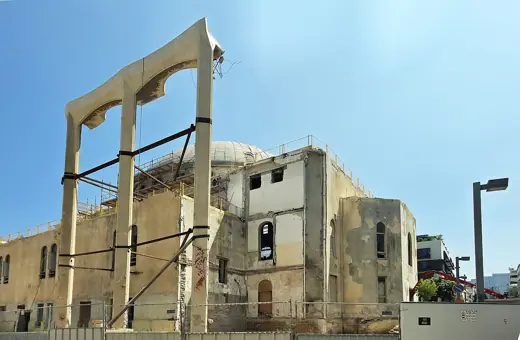 Photo 3: Exterior · Name: The Great Synagogue - Tel Aviv-Yafo Description: The synagogue was established in 1930