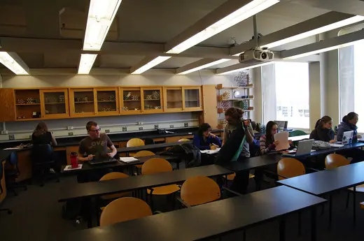 Photo 5: Interior · A room in the Department of Earth, Atmospheric & Planetary Sciences