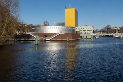 Photo 1: Exterior · Groningen, museum (Groninger Museum) from the west side