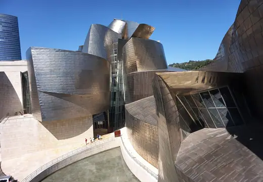 Photo 3: Exterior · Guggenheim museum in Bilbao, Spain