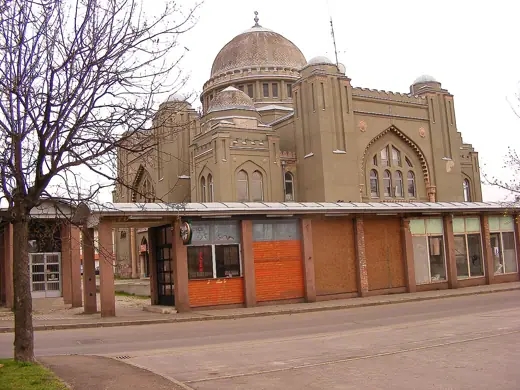 Photo 3: Exterior · Zsinagóga - Gyöngyös