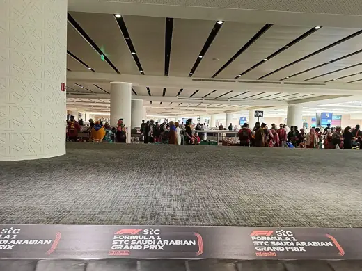Photo 3: Exterior · Suasana Bandara King Abdulaziz International Airport pada hari Minggu (26-03-23)