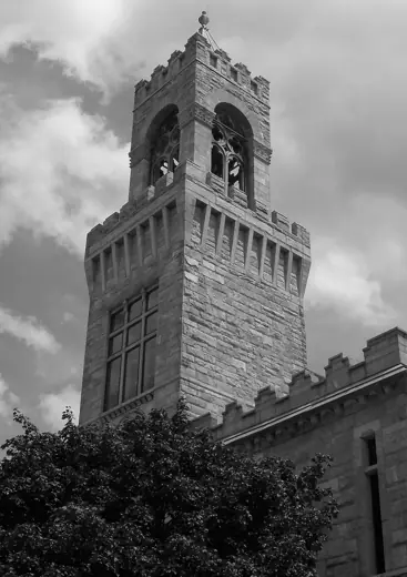Photo 4: Exterior · Courthouse tower