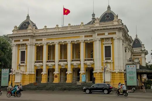 Photo 1: Exterior · Hanoi (Vietnam) - Opera house